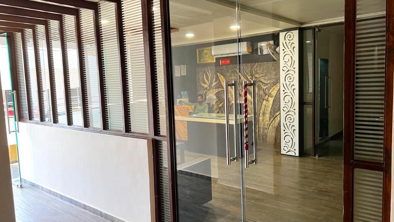 The Gir Harmony Hotel 萨三吉尔 外观 照片
