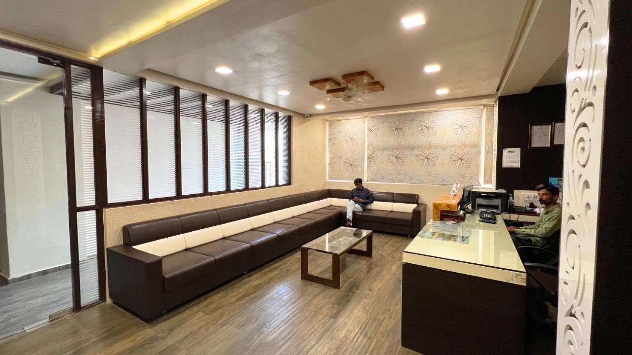 The Gir Harmony Hotel 萨三吉尔 外观 照片